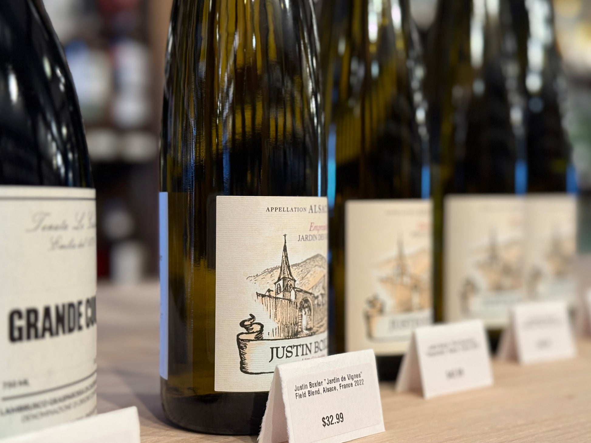 WALK-AROUND TASTING