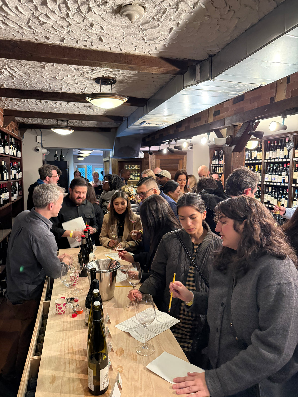 WALK-AROUND TASTING