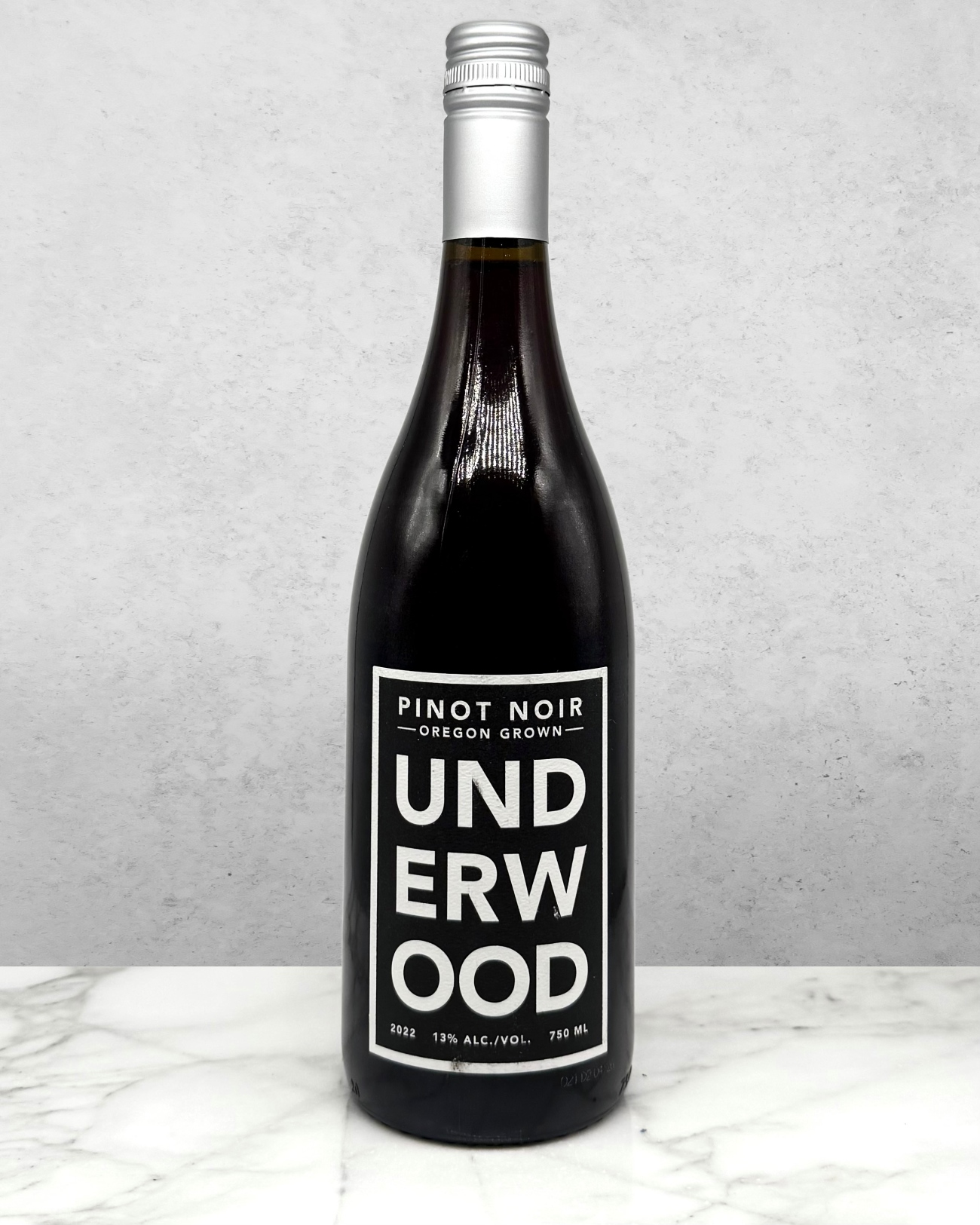 Underwood, Pinot Noir, Oregon 2021 vegan